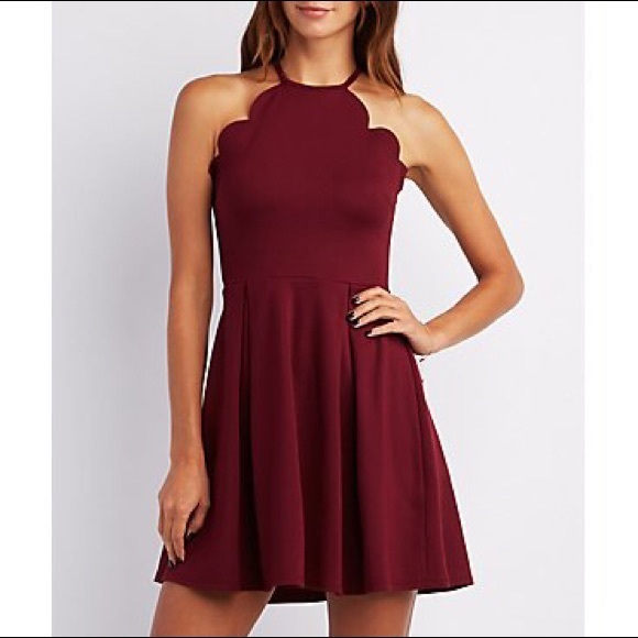 Scalloped Halter Neck Dress - Picture 3 of 6